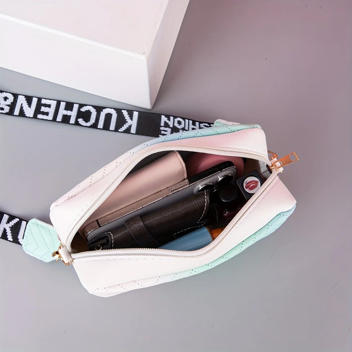 Sac bandoulière matelassé dégradé tendance – Image 9