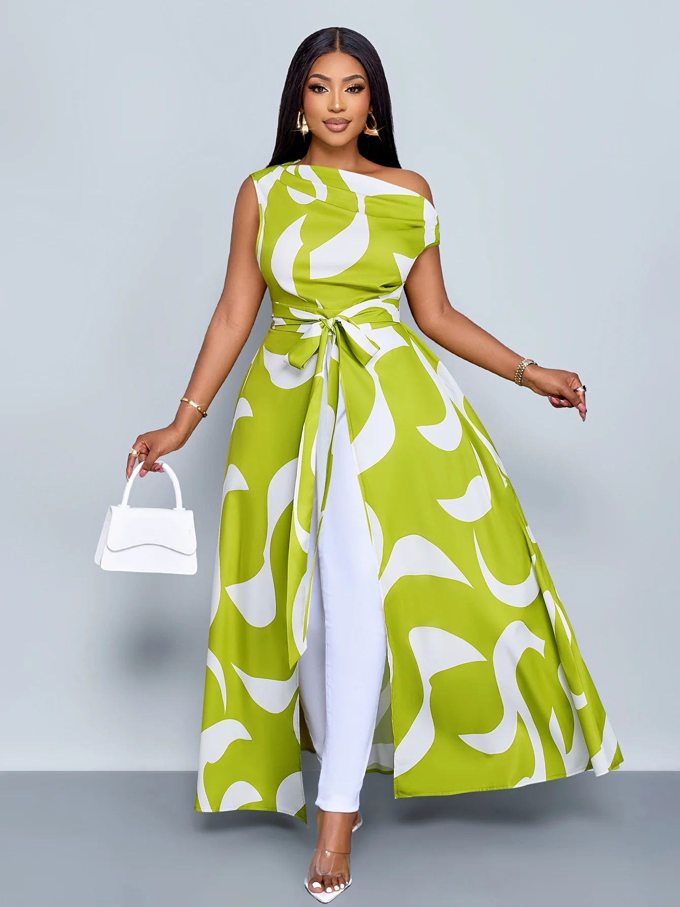 Découvrez l'élégance intemporelle avec cette robe maxi imprimée aux détails raffinés – Image 7