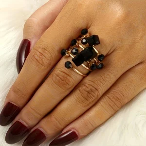 Bague simple pour femme, élégante, spéciale et unique, avec strass