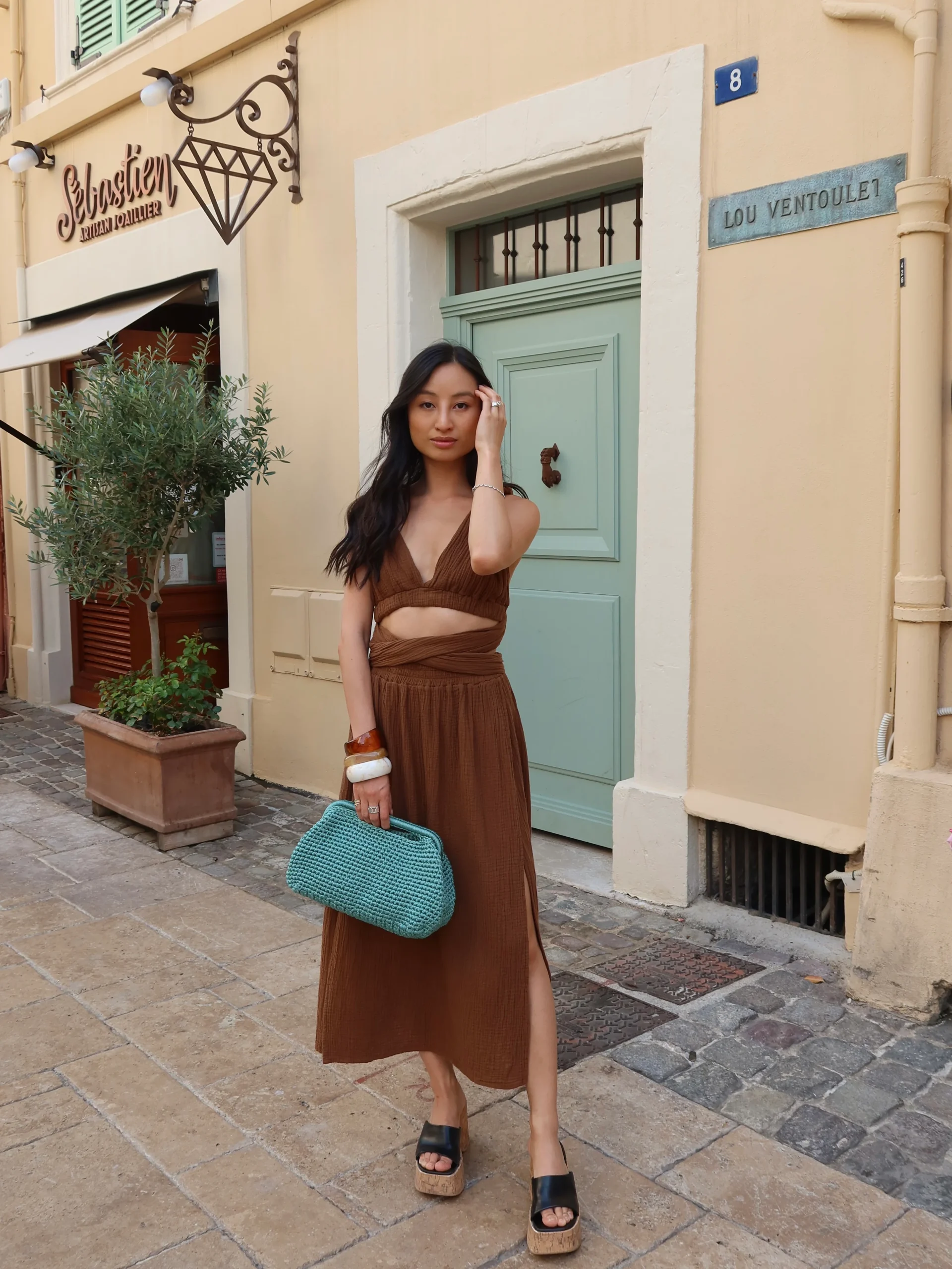 L’ensemble « Tamara » en chocolat - (Collection Exclusive) – Image 4