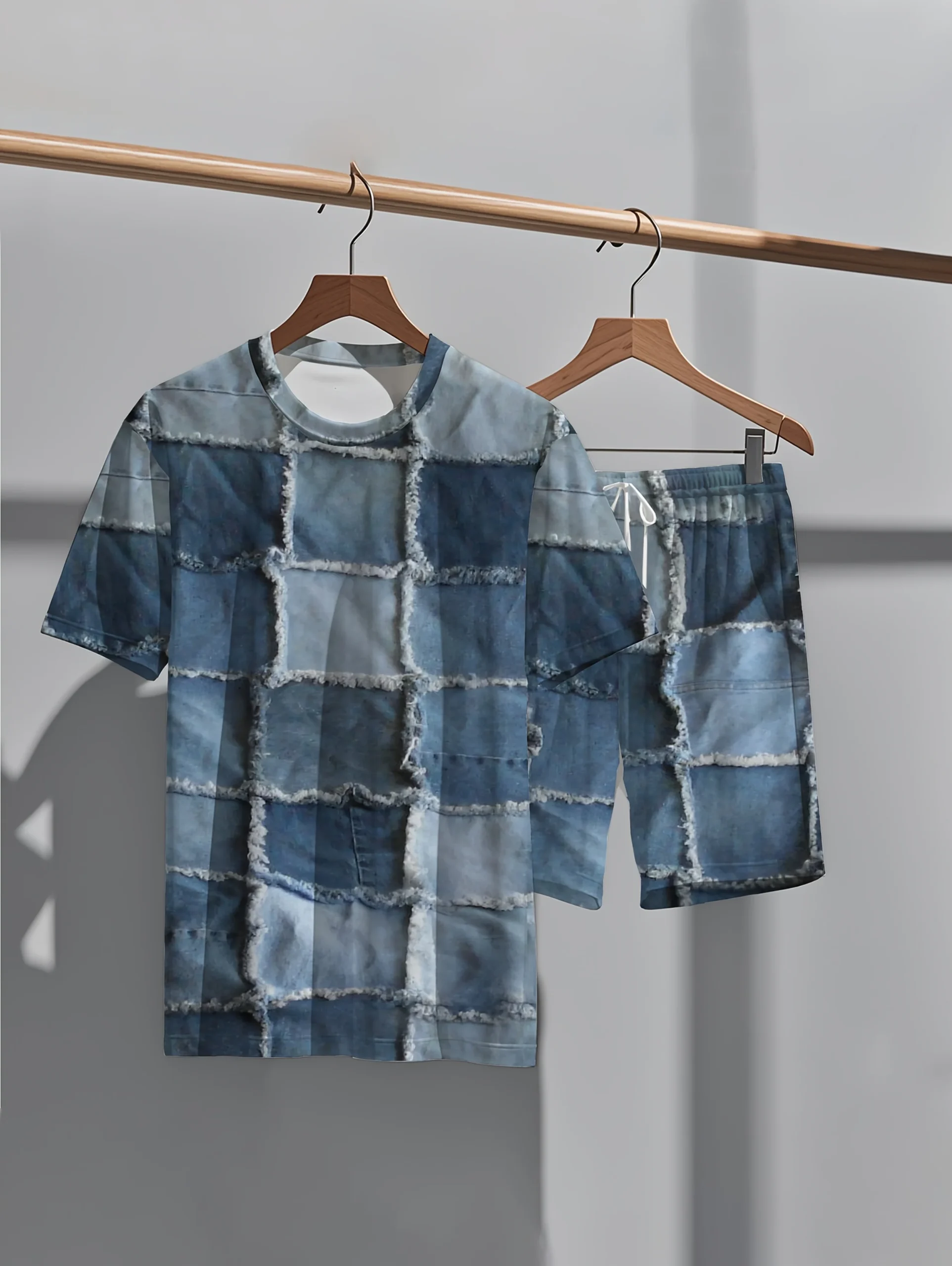 Ensemble t-shirt et short en denim patchwork, motif unique – Image 6