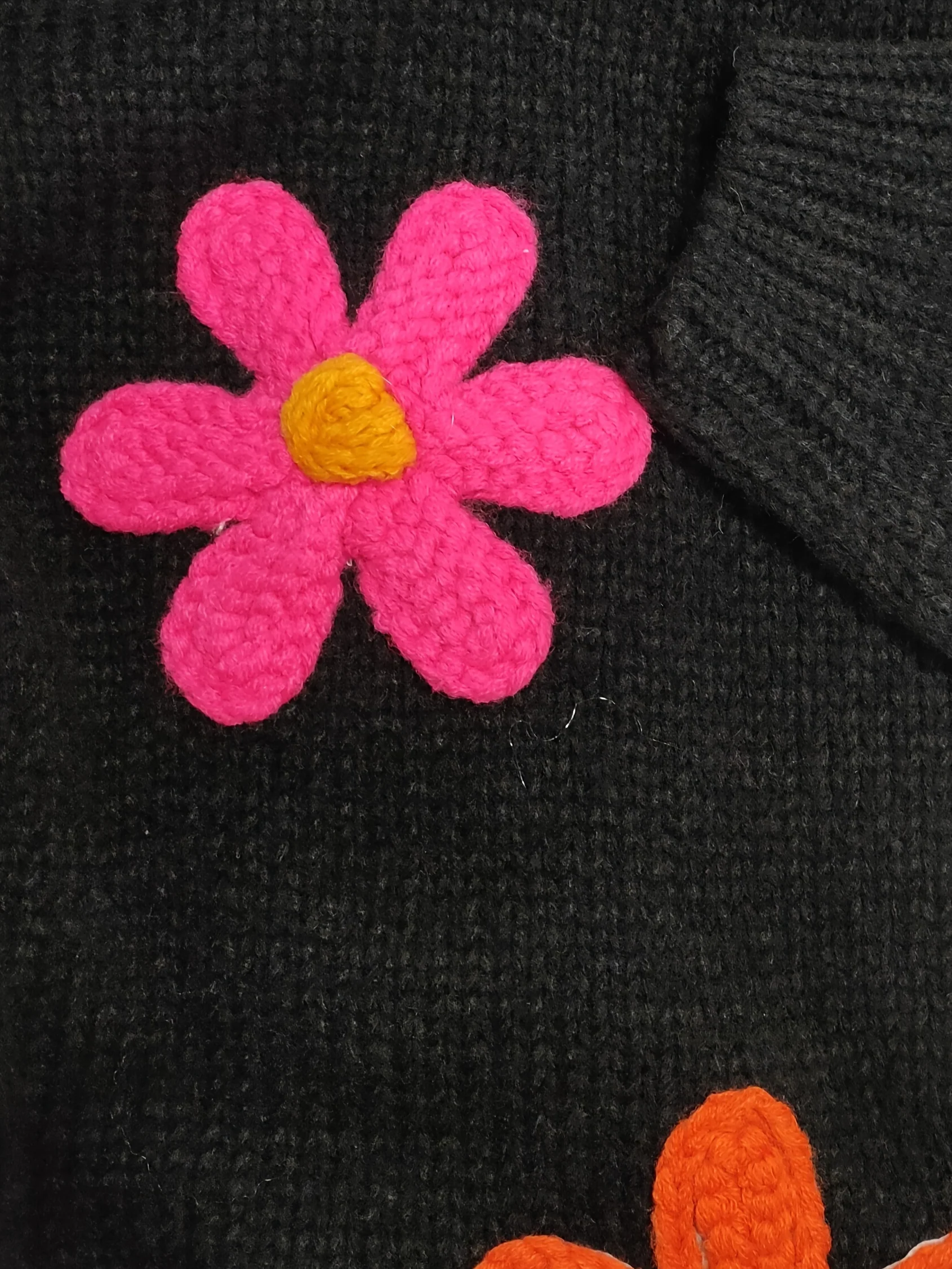 Pull en tricot à appliqués floraux grande taille – Image 8