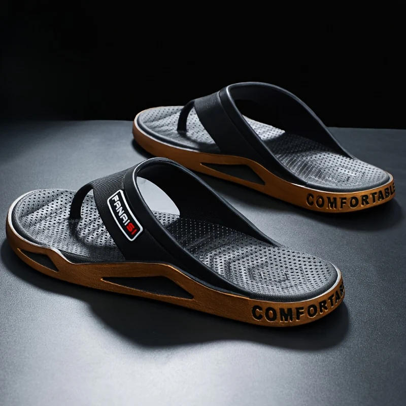 Une paire de tongs pour hommes – Image 5