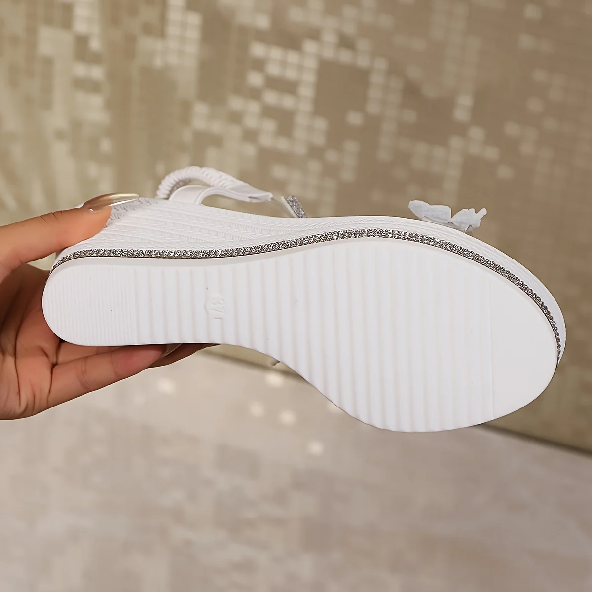 Sandales compensées élégantes pour femme – Image 6