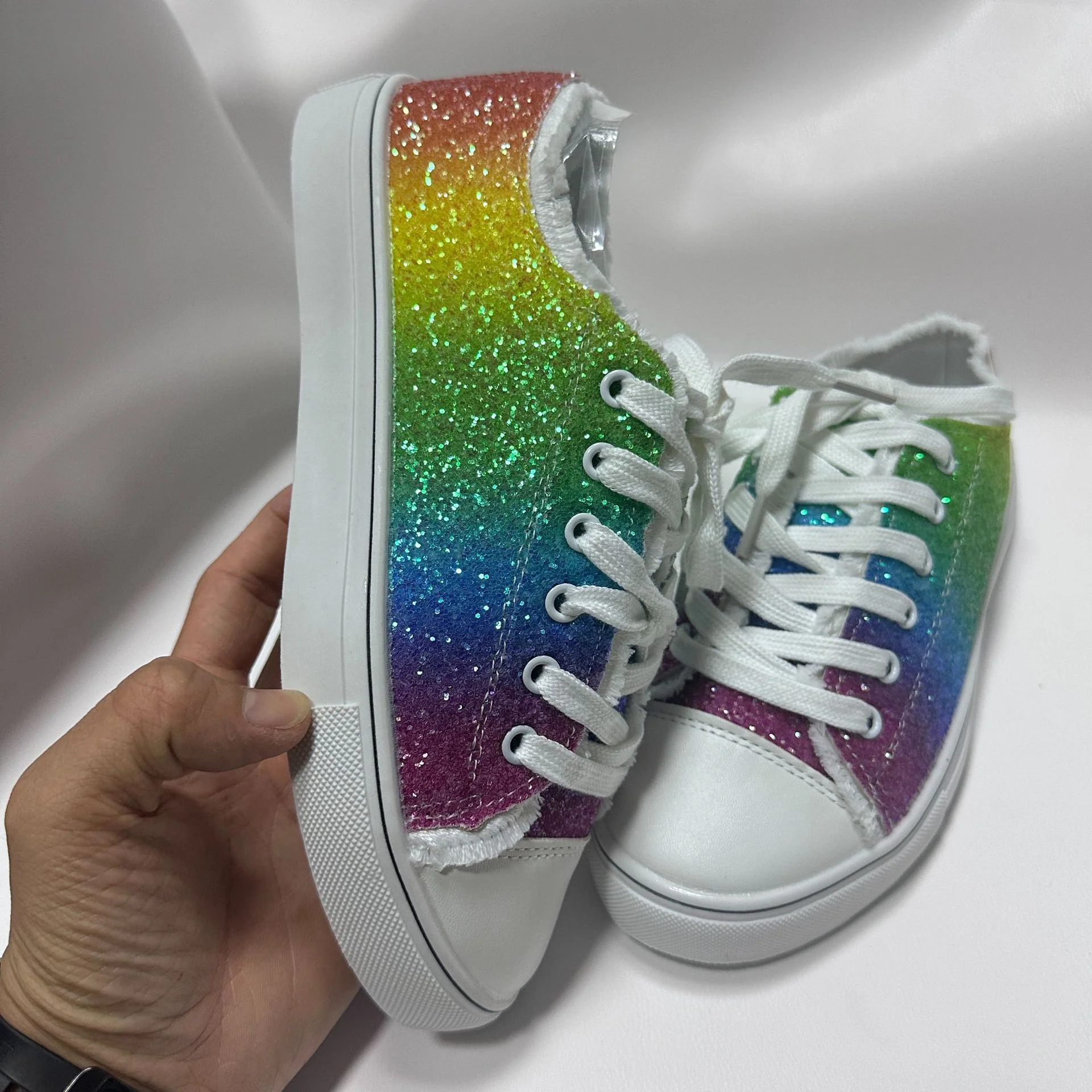 Chaussures de skateboard plates décontractées à paillettes dégradées 3D – Image 3